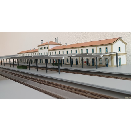 H0 - estación de Monforte de Lemos